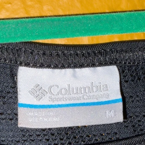 Columbia Omni-Wick Women’s Black Tee Stretch Performance Tee NWOT GORGEOUS Sz M - Picture 5 of 6